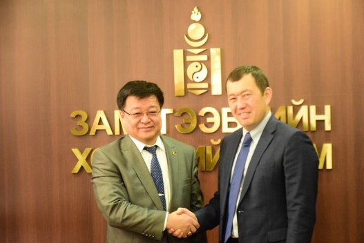 Казахстан Улсын төмөр замын дэвшилтэт технологийг судална