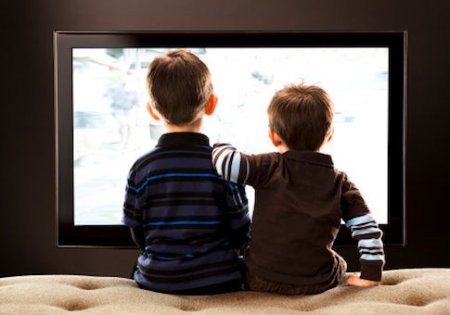 Дэлгэцийн хамаарал хүүхдийн тархины хөгжилд хэрхэн нөлөөлж байна вэ?