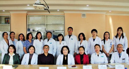 Хамтын ажиллагаатай БНХАУ-ын ӨМӨЗО-ны Хөлөнбуйр хотын Монгол эмнэлгийн хорооны эмч нарын харилцан туршлага солилцох уулзалт зохион байгууллаа