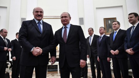 Путин, Лукашенко нарын хэлэлцээр 4 цаг үргэлжилжээ