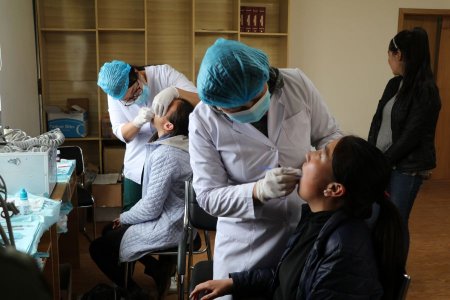 “Эрүүл шүд-Эрүүл хүүхэд” хөтөлбөрийн хүрээнд 2458 хүүхдийн шүдийг эмчилжээ