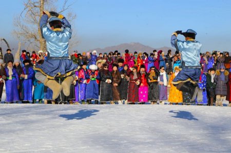 "Булган уулын түмэн зулын баяр- Тамирын жавар" мөсний баяр боллоо