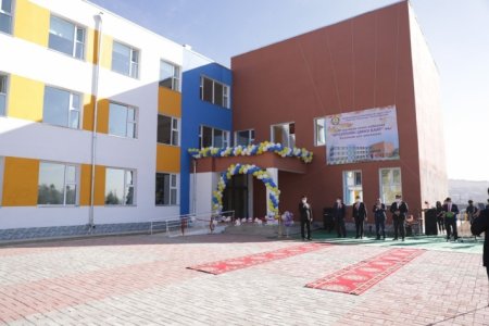Архангай аймгийн Эрдэнэбулган сумын лаборатори нэгдүгээр сургууль 320 хүүхдийн суудалтай өргөтгөлийн байртай боллоо